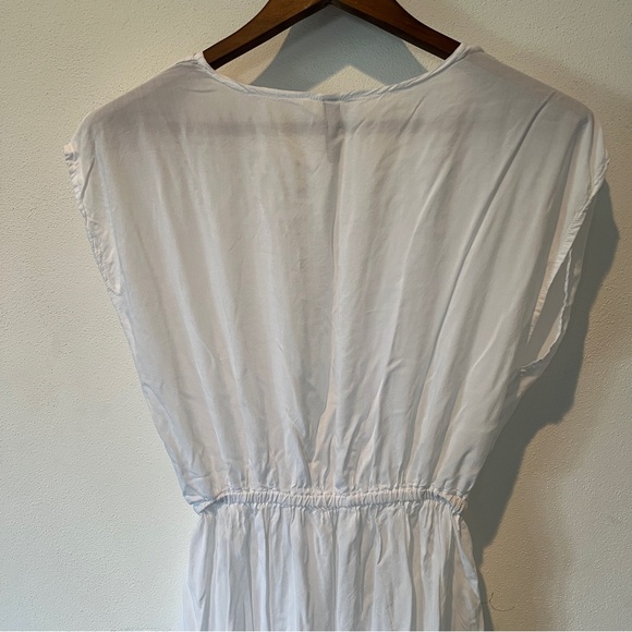 Elan White Semi Sheer Beach Swim Cover Up White Plunging V Neck Elastic Waist - Picture 9 of 10